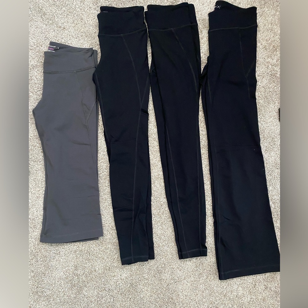 Accepting offers- Bundle Tek Gear Workout Pants